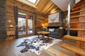 Televisión, chimenea