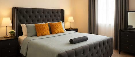 Planxa i posts de planxar, wifi i roba de llit