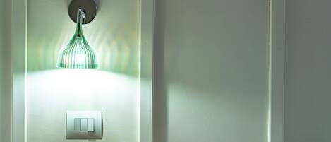 Strykejern/-brett, wi-fi og sengetøy