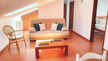 Family Studio | Living area