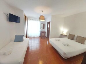 Chambre Triple | Wi-Fi gratuit