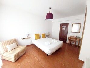 Double Room | Free WiFi