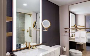 Bathroom - Modern Comfort Meets Historic Charm Near Wells Fargo Arena and Convention Ctr (Des Moines)