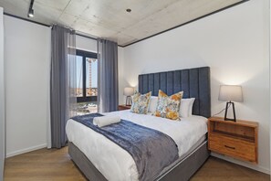 1 bedroom, in-room safe, iron/ironing board, Internet - Central Century City Comfort | Balcony and Wi-Fi (Cape Town)