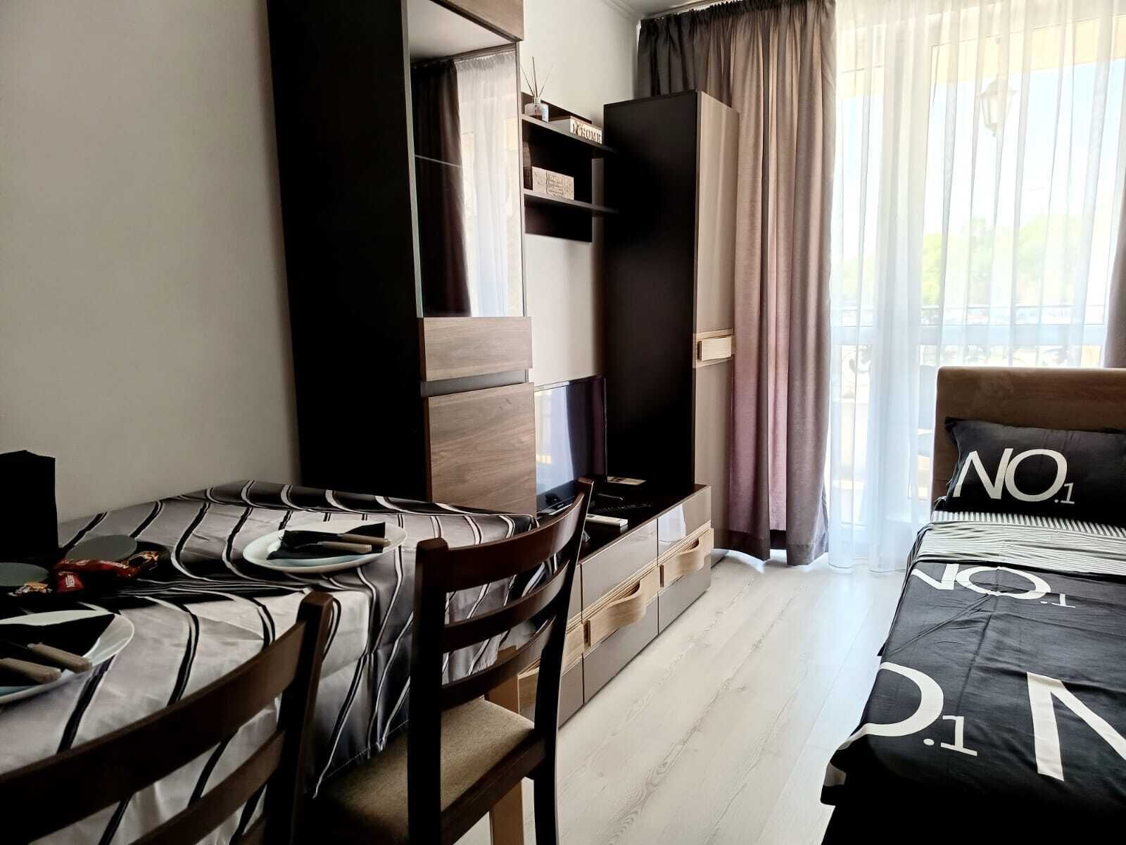 Fer et planche à repasser, Wi-Fi, draps fournis