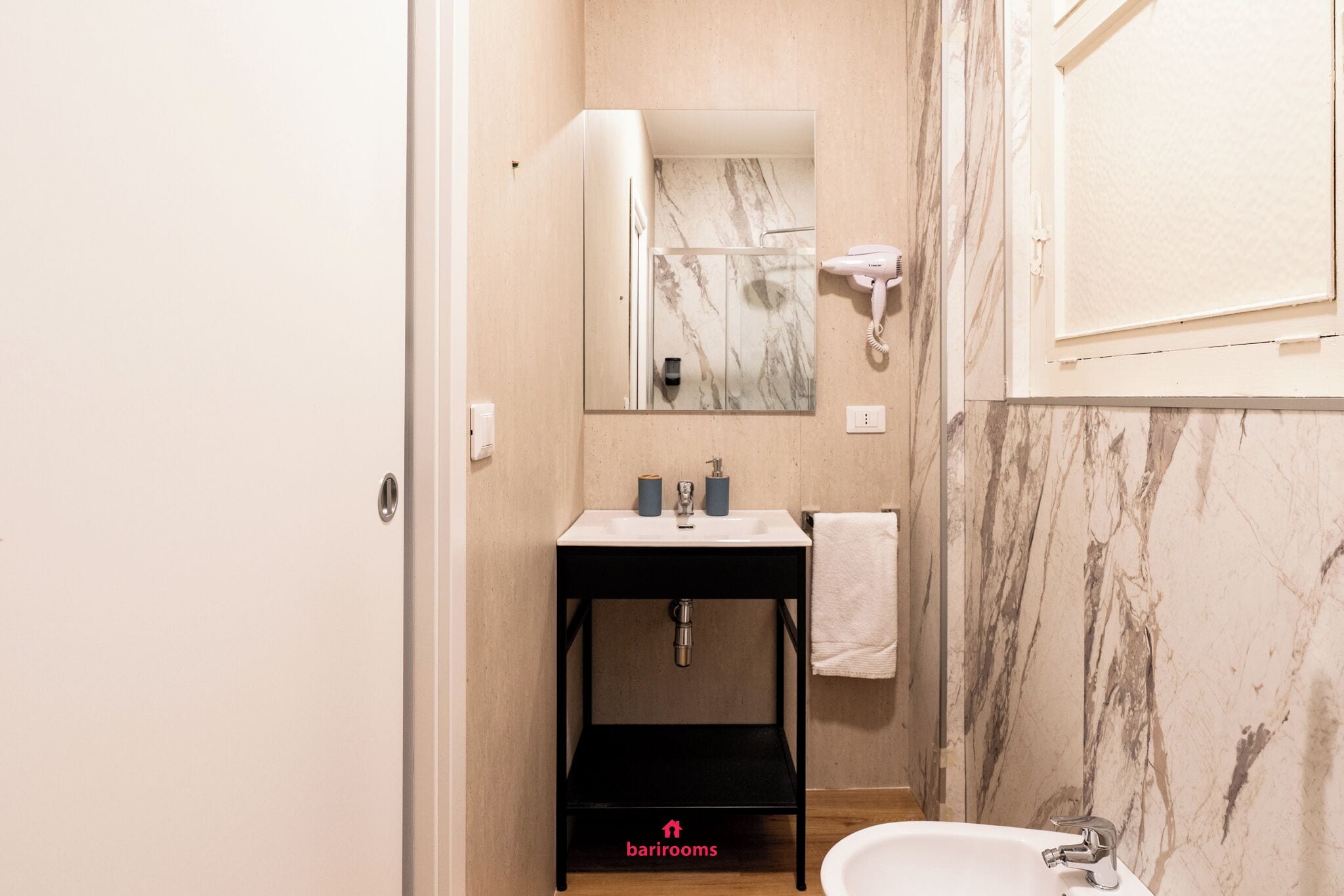 Doppelzimmer | Badezimmer