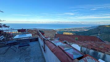 Double Room | Terrace/patio