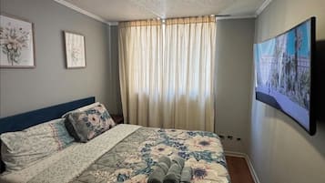 Laptop workspace, free WiFi