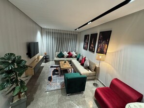 Living area - Stylish apprt Next to Mohamed V Stadium, Steps from Top Attractions! -Pavil 45- (Casablanca)
