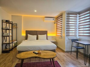 Premium bedding, minibar, iron/ironing board, free WiFi - Karaköy Port House (Istanbul)