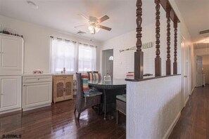 Dining - New for Summer 2026! Beach Block Brigantine A-Zone House - Steps to Beach & Park (Brigantine)