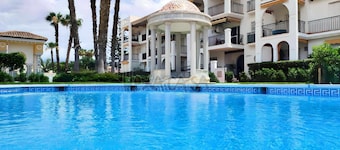 Laguna Green Apartment