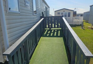 Property grounds - Seaside Escape at Nab Tower Lane (Chichester)