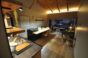 Frigorífic, forn, placa de cuina i rentaplats