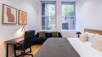 1 bedroom, iron/ironing board, travel cot, free WiFi