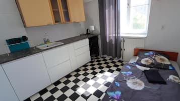 Classic-Einzelzimmer, 1 Einzelbett | Schreibtisch, laptopgeeigneter Arbeitsplatz, Bügeleisen/Bügelbrett