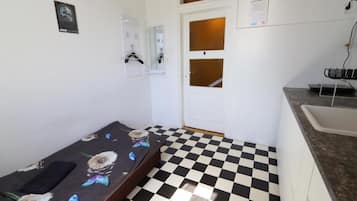 Classic-Einzelzimmer, 1 Einzelbett | Schreibtisch, laptopgeeigneter Arbeitsplatz, Bügeleisen/Bügelbrett