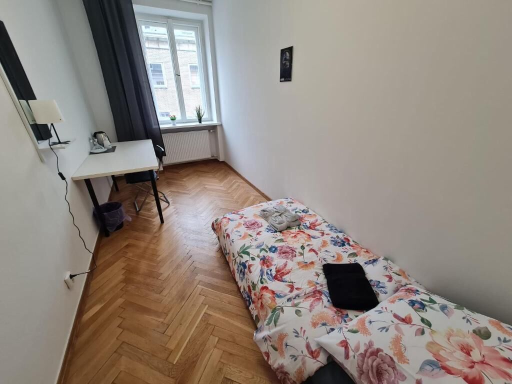 经典单人房, 1 张单人床 | 办公桌、笔记本电脑工作区、熨斗/熨衣板、免费 WiFi