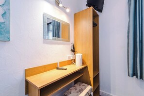 Interior - Blackpool Lodge Double Room (Blackpool)