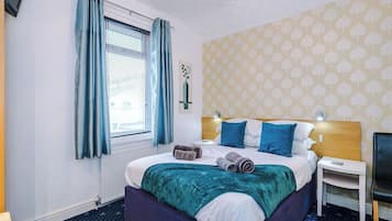 Internet, bed sheets