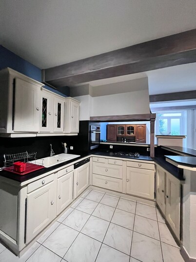 In the center of France and in the countryside, discover the large Terroliers gîte.