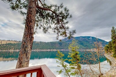 Wallowa Lakefront with a private dock, two decks