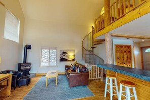 TV, fireplace - Wallowa Lakefront with a private dock, two decks (Joseph)