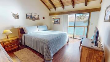 3 bedrooms, free WiFi, bed sheets