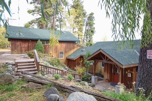 Exterior - `Sunrise` formally Queens Court  Wallowa lakefront (Joseph)