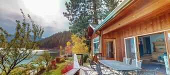 "Sunrise" a lakefront retreat with stunning views, private dock, deck, full kitchen, and cozy spaces—perfect for a relaxing Wallowa Lake getaway!