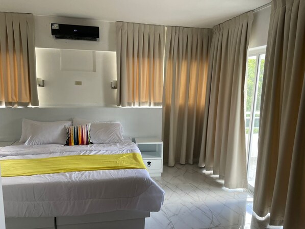 Superior Suite, City View | In-room safe, blackout drapes, soundproofing, free WiFi - Zile Hotel (Boca Chica)