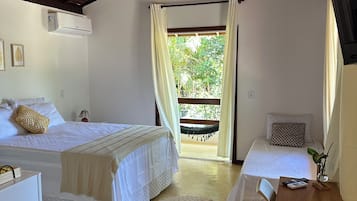 Egyptian cotton sheets, premium bedding, Select Comfort beds, minibar