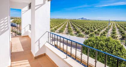 Apartment - Sleeps 4 With Pool & Golf Views