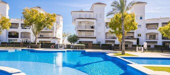 Apartment - Sleeps 4 With Pool & Golf Views