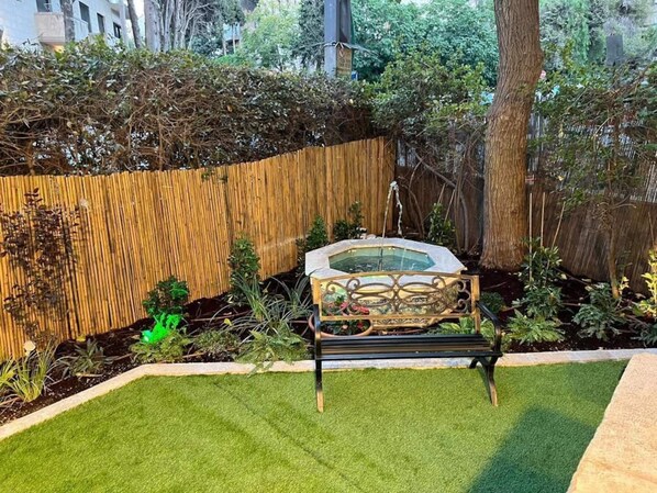 Bañera de hidromasaje exterior