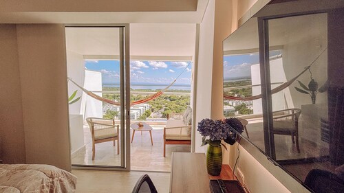 Cartagena Beach Resort