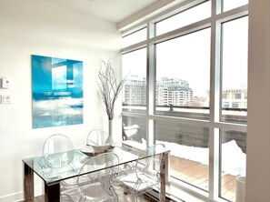 Dining - Midtown *601* - Condo Penthouse Luxe (Montreal)