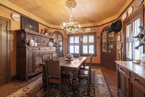 تناول الطعام