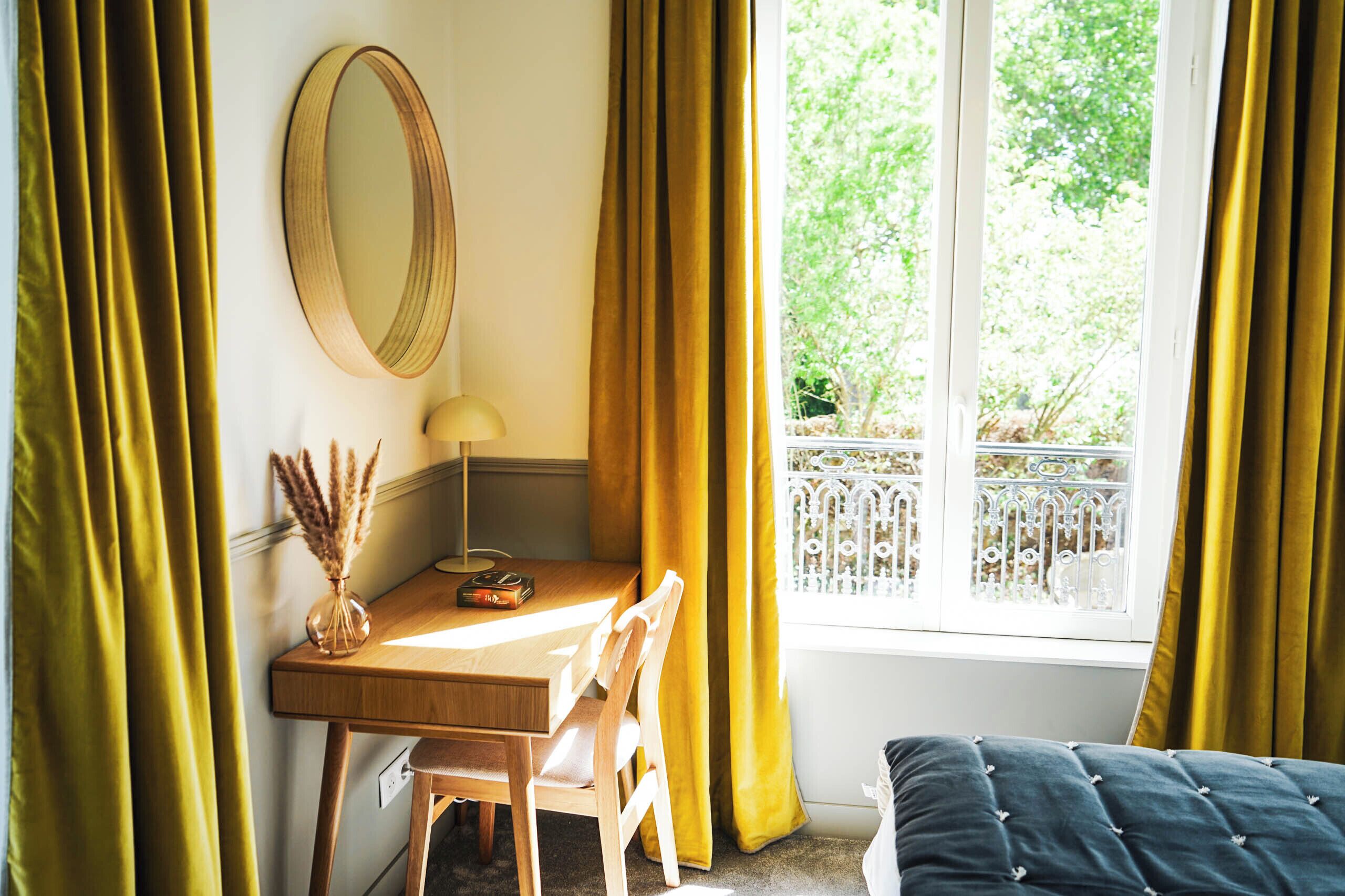 Soundproofing, iron/ironing board, free WiFi