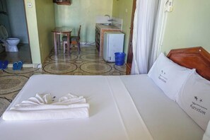 Memory foam beds, desk, laptop workspace, free WiFi - Haveton Hotel and Apartments  (Mtwapa)