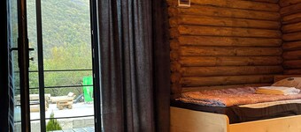 Wonderful 7-bedroom apartment with AC in charming Pasanauri