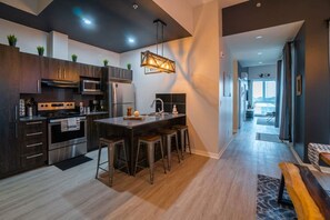Interior - Buchanan *401* - Midtown Condo Luxe + gym (Montreal)