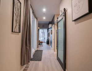 Interior - Buchanan *304* - Midtown Luxe Condo + gym (Montreal)