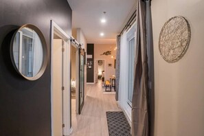 Interior - Buchanan *304* - Midtown Luxe Condo + gym (Montreal)