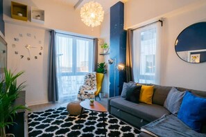 TV - Buchanan *301* - Midtown Condo Luxe + Gym (Montreal)