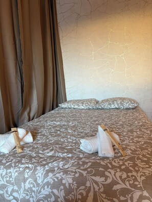 Iron/ironing board, WiFi, bed sheets - Cozy apartment 7 minutes from the beach and at the foot of the Strip (Albufeira)