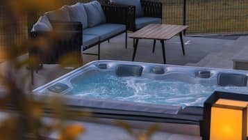 Kolam renang outdoor