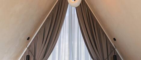 华丽小屋 | 免费 WiFi