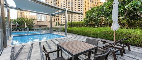 Alberca al aire libre