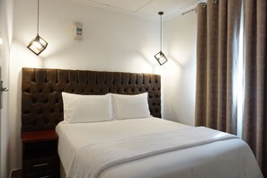 Fer et planche à repasser, Wi-Fi gratuit, draps fournis